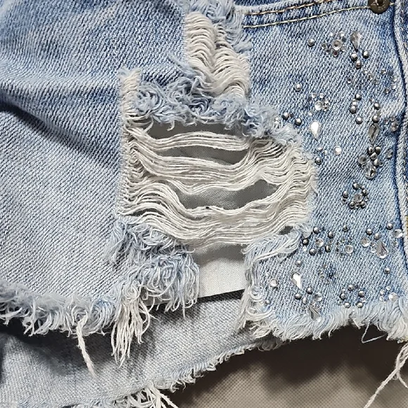 Abercrombie & Fitch Light Blue Distressed Jean Shorts - Picture 6 of 6